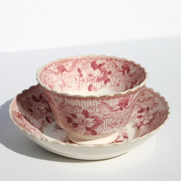Rare Adams Red Transferware Tea Bowl & Saucer, C. 1820-30s, Hibiscus Border - Picture 3 of 7